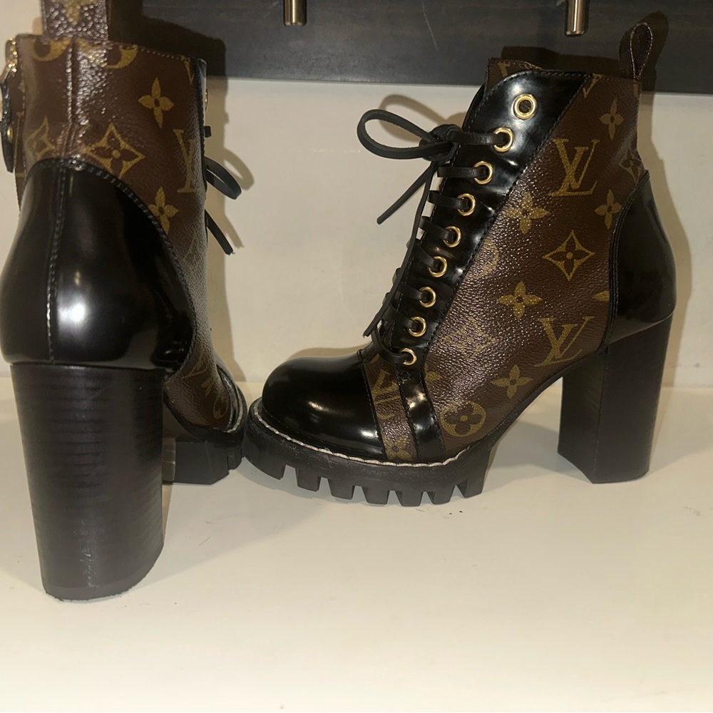 Louis Vuitton Ankle Boots